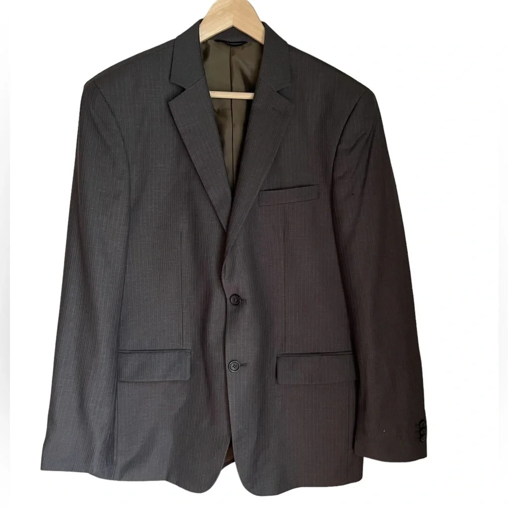 Banana‎ Republic Two Button Pin Stripe Blazer Sport Jacket Size: 42R
